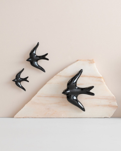 Set of 3 black ceramic swallows