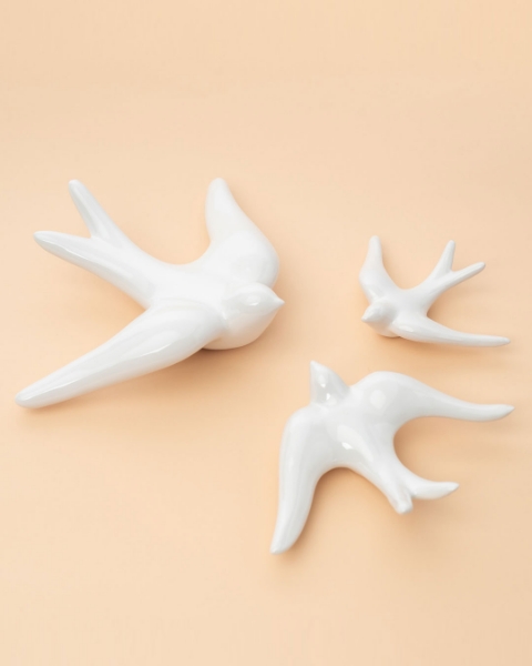Set of 3 white ceramic swallows