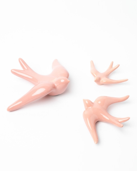 Pale pink ceramic swallow