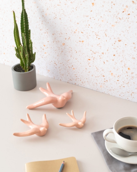 Pale pink ceramic swallow