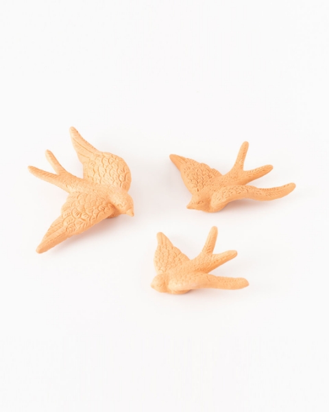 Picture of Set of 3 matte terracotta ceramic swallows